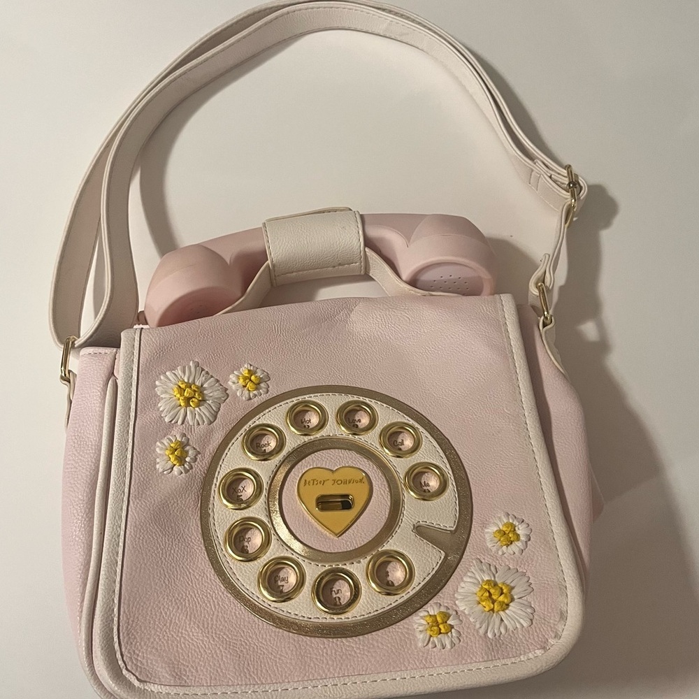 Betsey Johnson pink phone crossbody bag